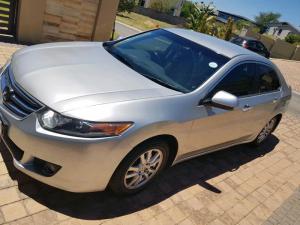 Honda Accord 2010, 2.0 executive automatic