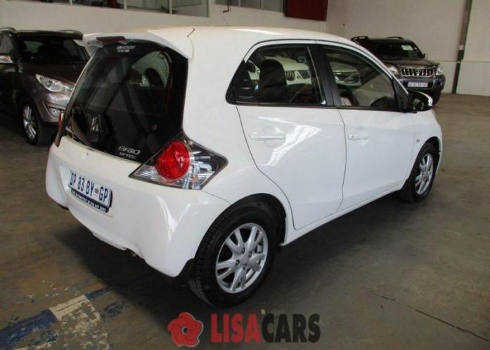 HONDA BRIO1.2 COMFORT PAY R2200 A MONTH !! 0% DEPOSIT !!